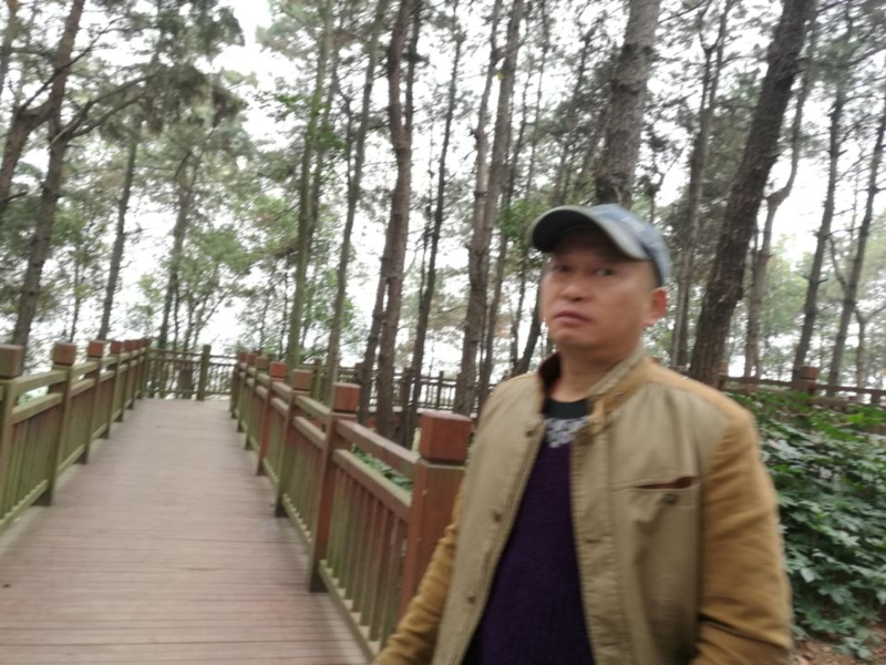 邓峰.jpg